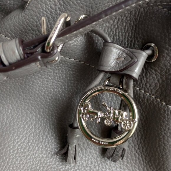 Coach Elle Gray Pebbled Leather Drawstring Crossbody Bag F31412 - Picture 4 of 9